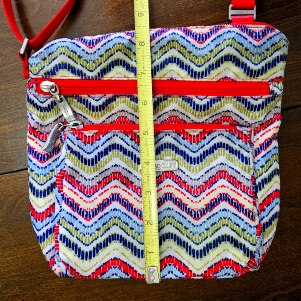 Baggallini Colorful Zigzag Patterned Crossbody Bag - image 8